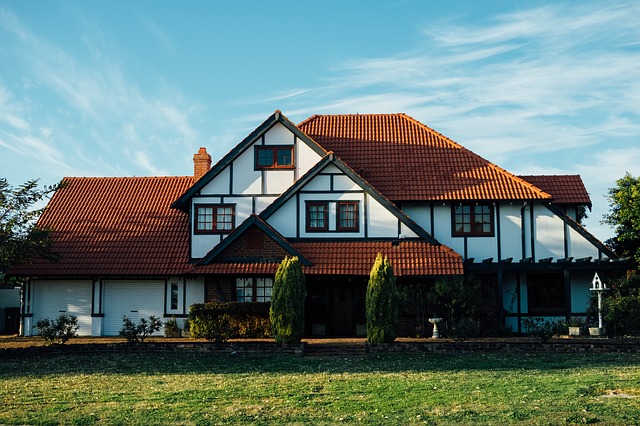 You are currently viewing Tips to Take Care of Your Wood Roof